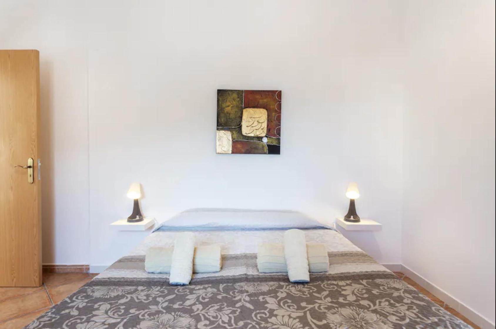 Blife Moustachya Private Rooms Фаро Екстериор снимка