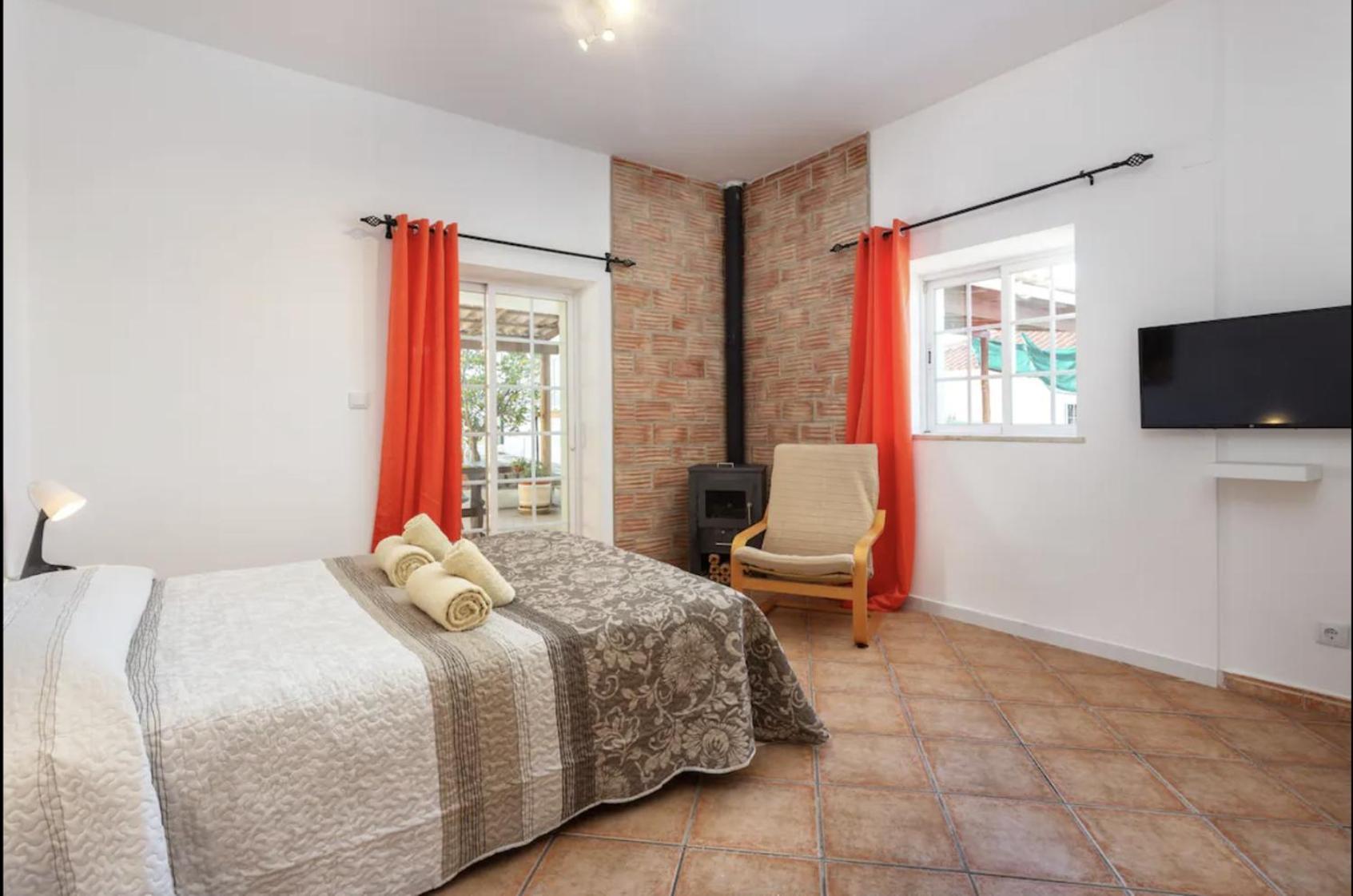 Blife Moustachya Private Rooms Фаро Екстериор снимка